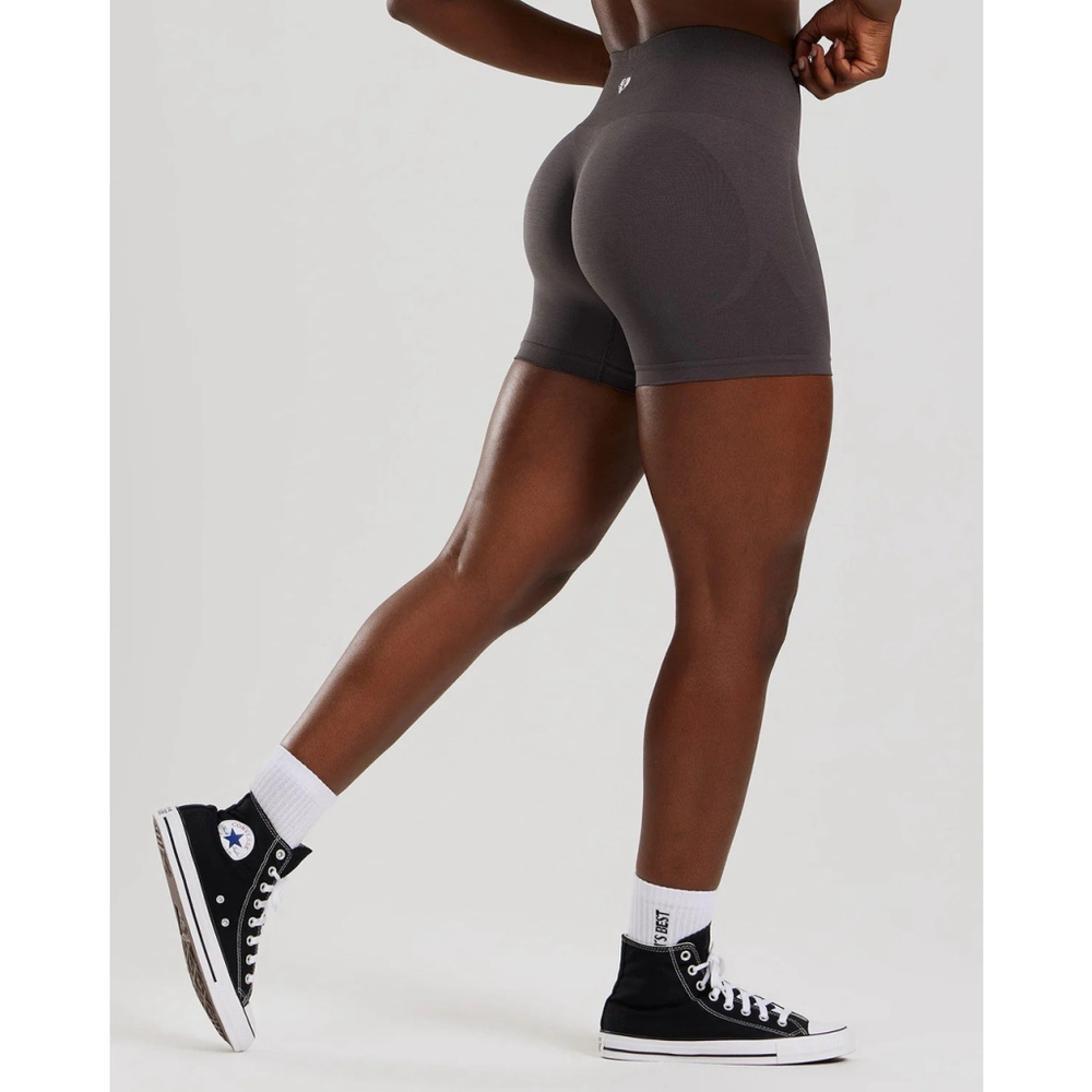 NWT Women's Best Define 2.0 Seamless Scrunch 4” Shorts in Graphite SZ L